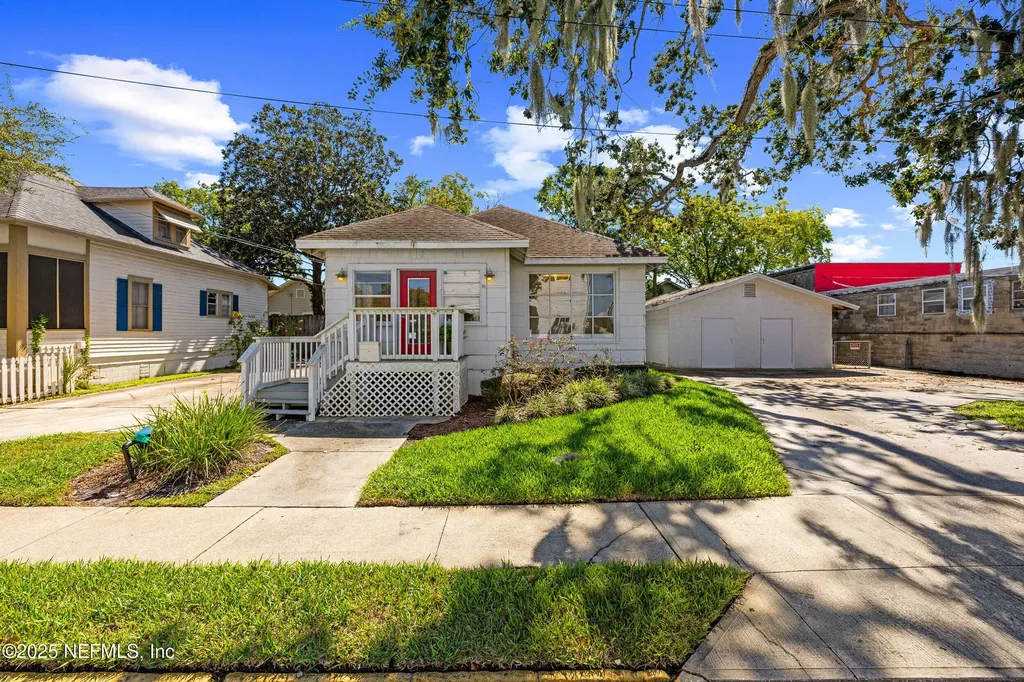 77 Saragossa Street St. Augustine FL 32084