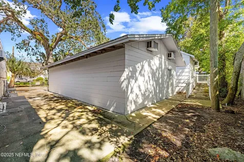 77 Saragossa Street St. Augustine FL 32084