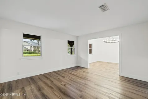 5477 Brightwater Lane Jacksonville FL 32277