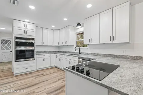 5477 Brightwater Lane Jacksonville FL 32277