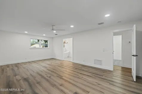 5477 Brightwater Lane Jacksonville FL 32277