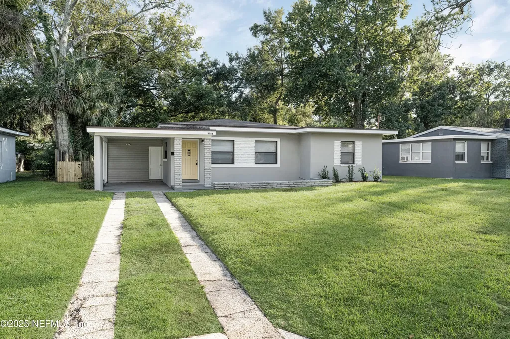 4768 Beverly Circle Jacksonville FL 32210