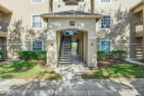 1701 The Greens Way Jacksonville Beach FL 32250