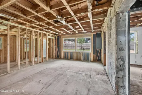 9248 Ridge Boulevard Jacksonville FL 32208