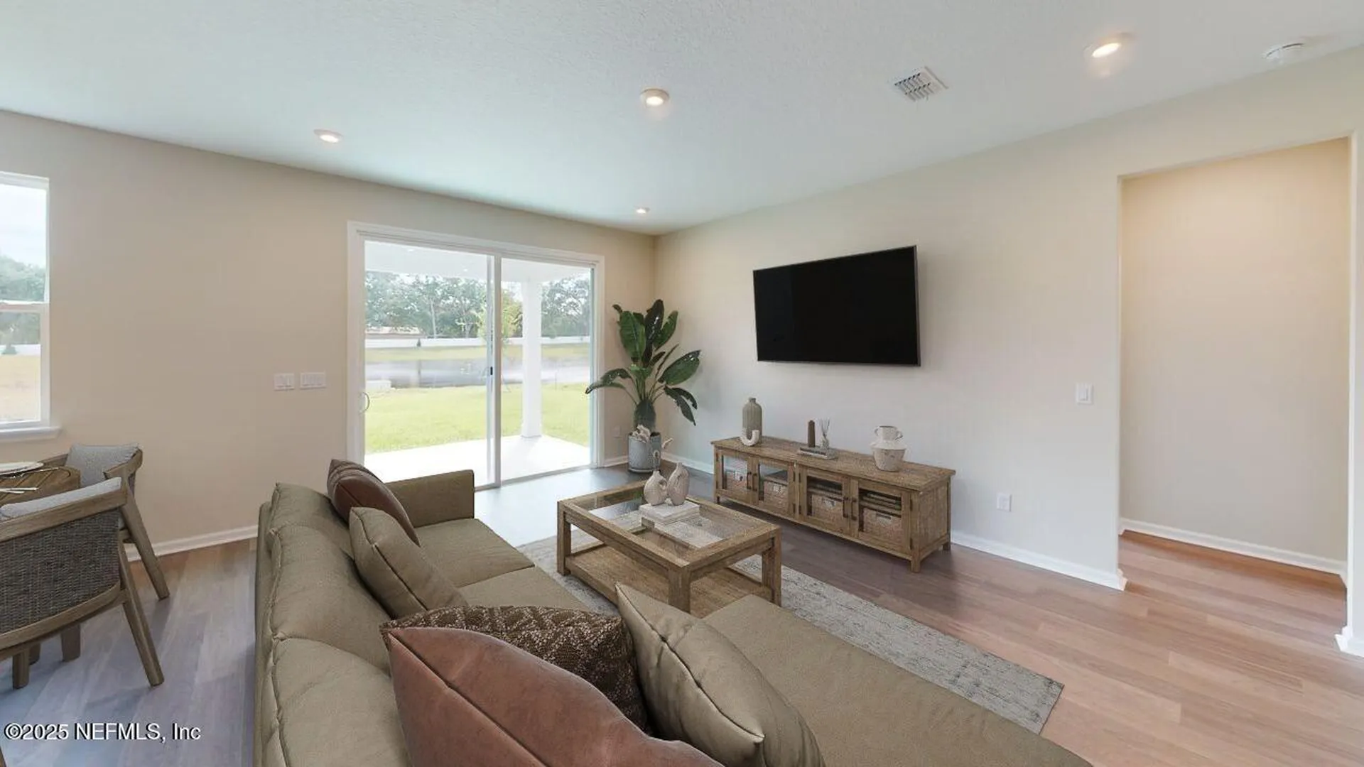 2930 Darlington Oak Road Green Cove Springs FL 32043