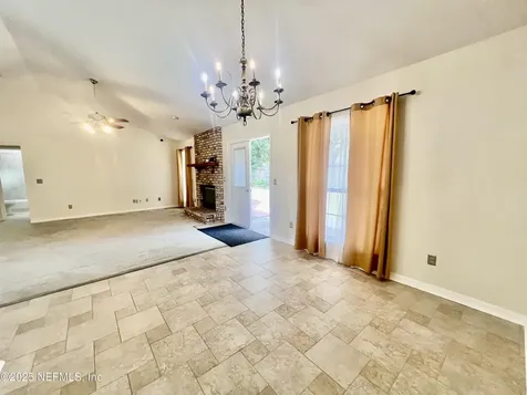 8456 Bandera Circle W Jacksonville FL 32244