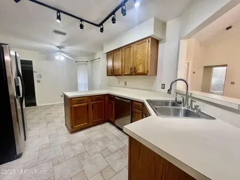 8456 Bandera Circle W Jacksonville FL 32244