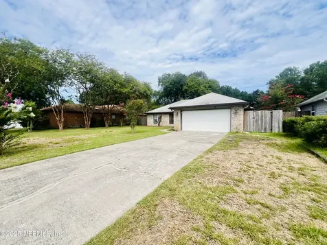 8456 Bandera Circle W Jacksonville FL 32244