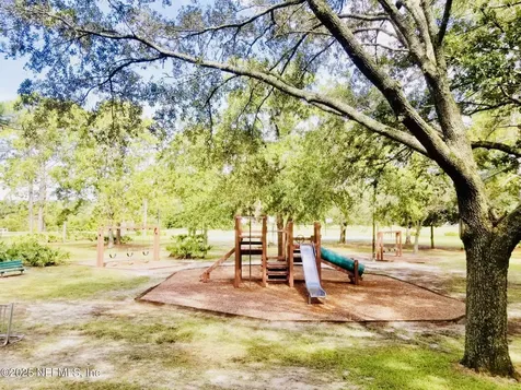 8456 Bandera Circle W Jacksonville FL 32244