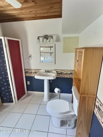 4235 Genoa Avenue Jacksonville FL 32210