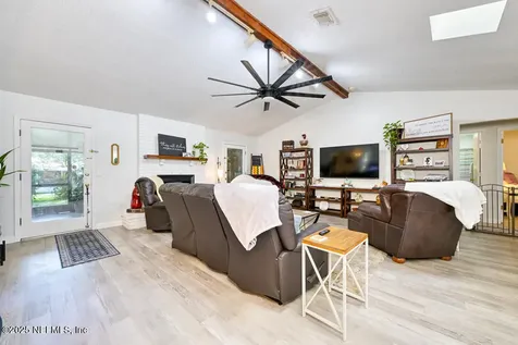 5182 Sand Ridge Court Jacksonville FL 32258