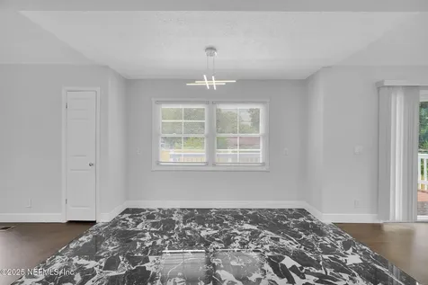 6817 Rojo Court Jacksonville FL 32210