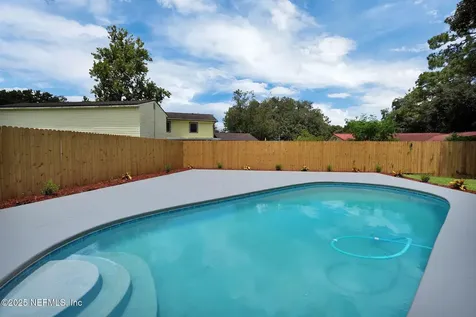 6817 Rojo Court Jacksonville FL 32210