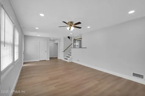 6817 Rojo Court Jacksonville FL 32210