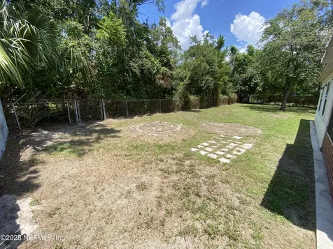 4581 Praver Drive N Jacksonville FL 32217