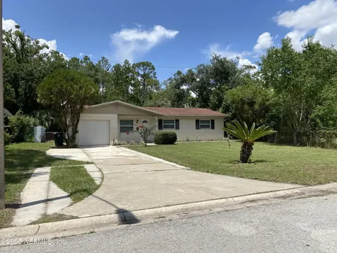 4581 Praver Drive N Jacksonville FL 32217