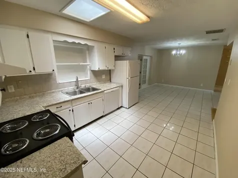 4581 Praver Drive N Jacksonville FL 32217