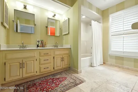 8243 Shady Grove Court Jacksonville FL 32256
