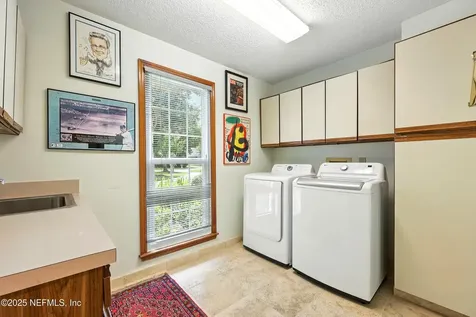 8243 Shady Grove Court Jacksonville FL 32256