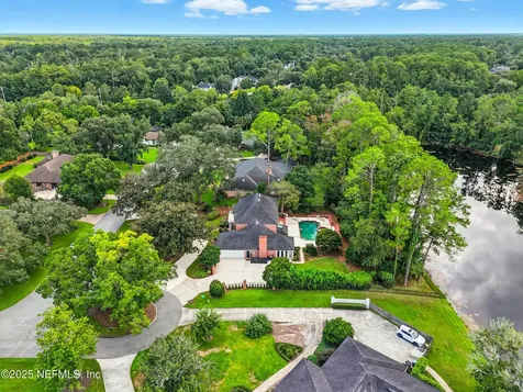8243 Shady Grove Court Jacksonville FL 32256