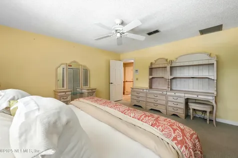 8243 Shady Grove Court Jacksonville FL 32256