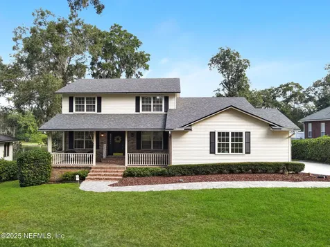 927 Arthur Moore Drive Green Cove Springs FL 32043