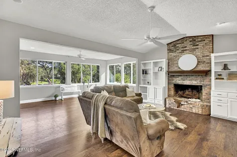 927 Arthur Moore Drive Green Cove Springs FL 32043