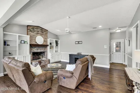 927 Arthur Moore Drive Green Cove Springs FL 32043