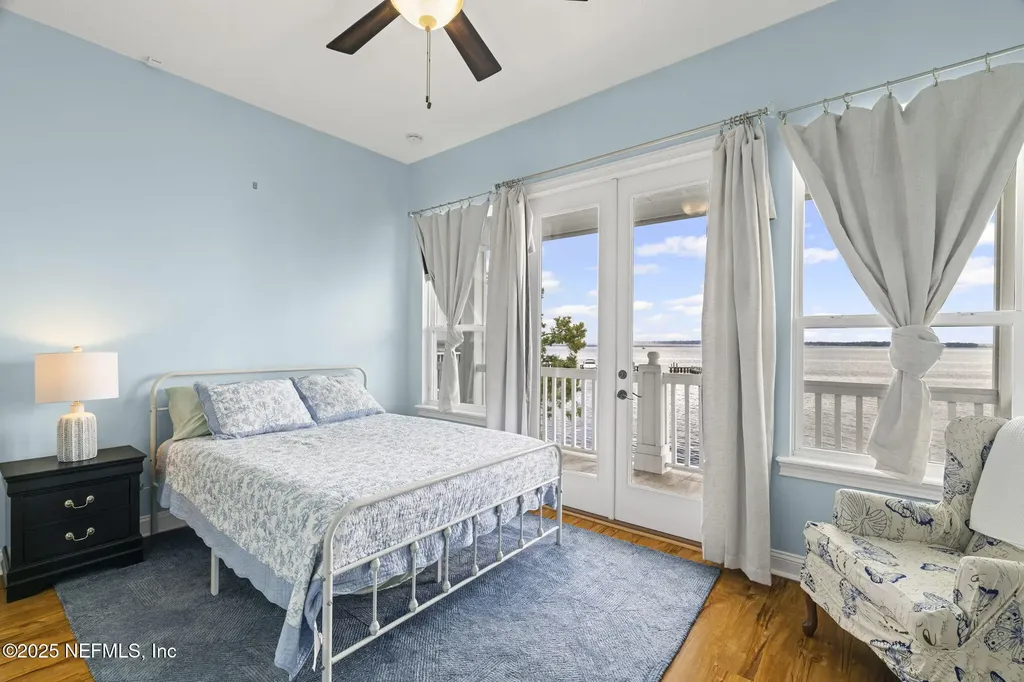 102 Yacht Club Pointe Green Cove Springs FL 32043