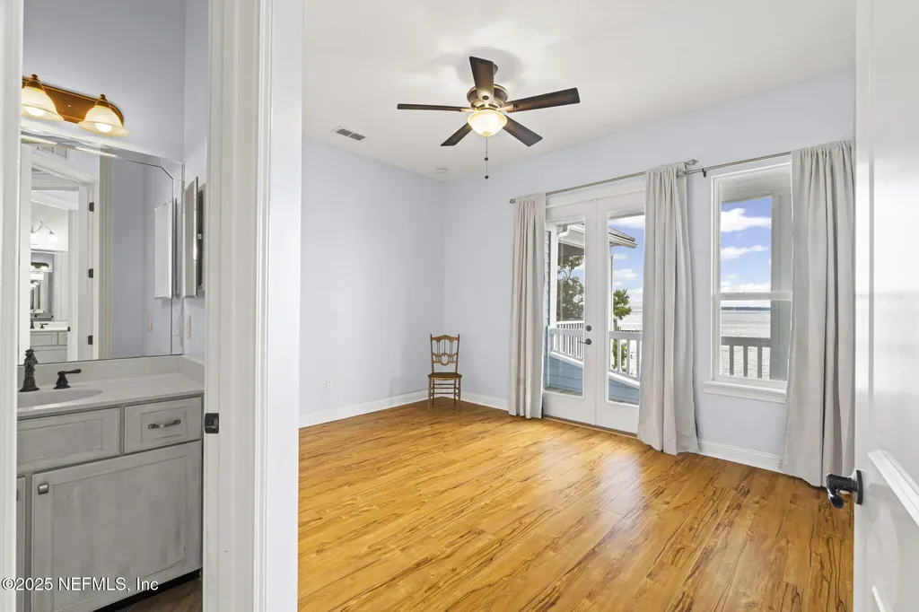 102 Yacht Club Pointe Green Cove Springs FL 32043