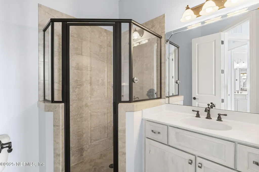 102 Yacht Club Pointe Green Cove Springs FL 32043