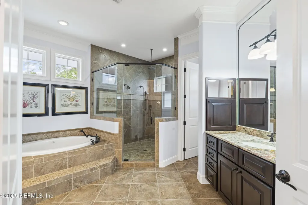 102 Yacht Club Pointe Green Cove Springs FL 32043