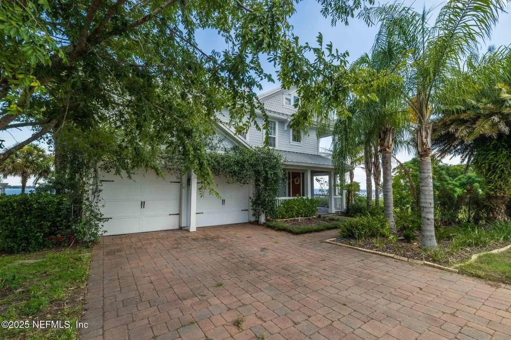 102 Yacht Club Pointe Green Cove Springs FL 32043