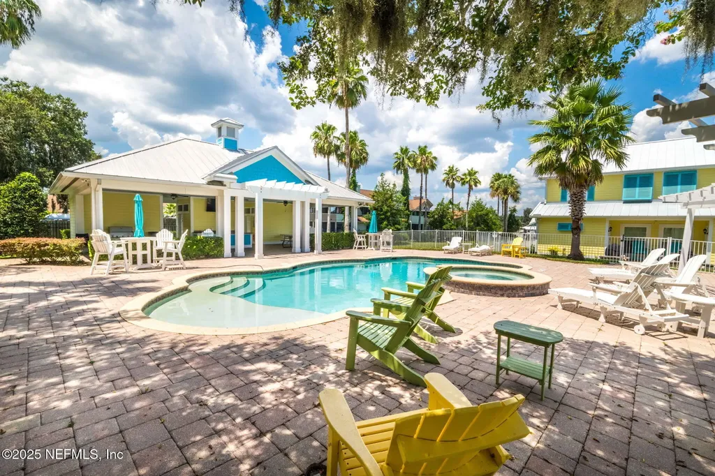 102 Yacht Club Pointe Green Cove Springs FL 32043