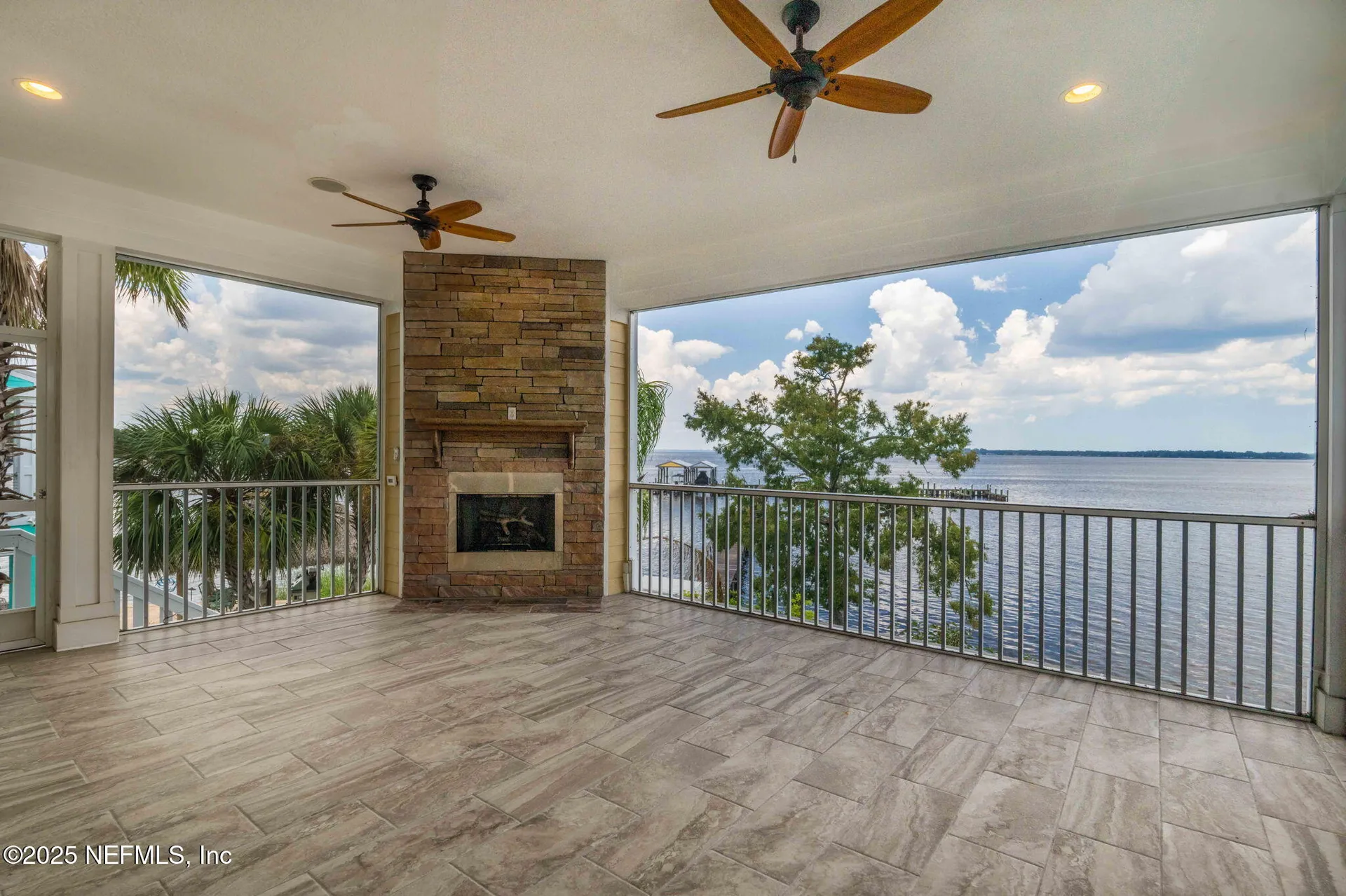 102 Yacht Club Pointe Green Cove Springs FL 32043