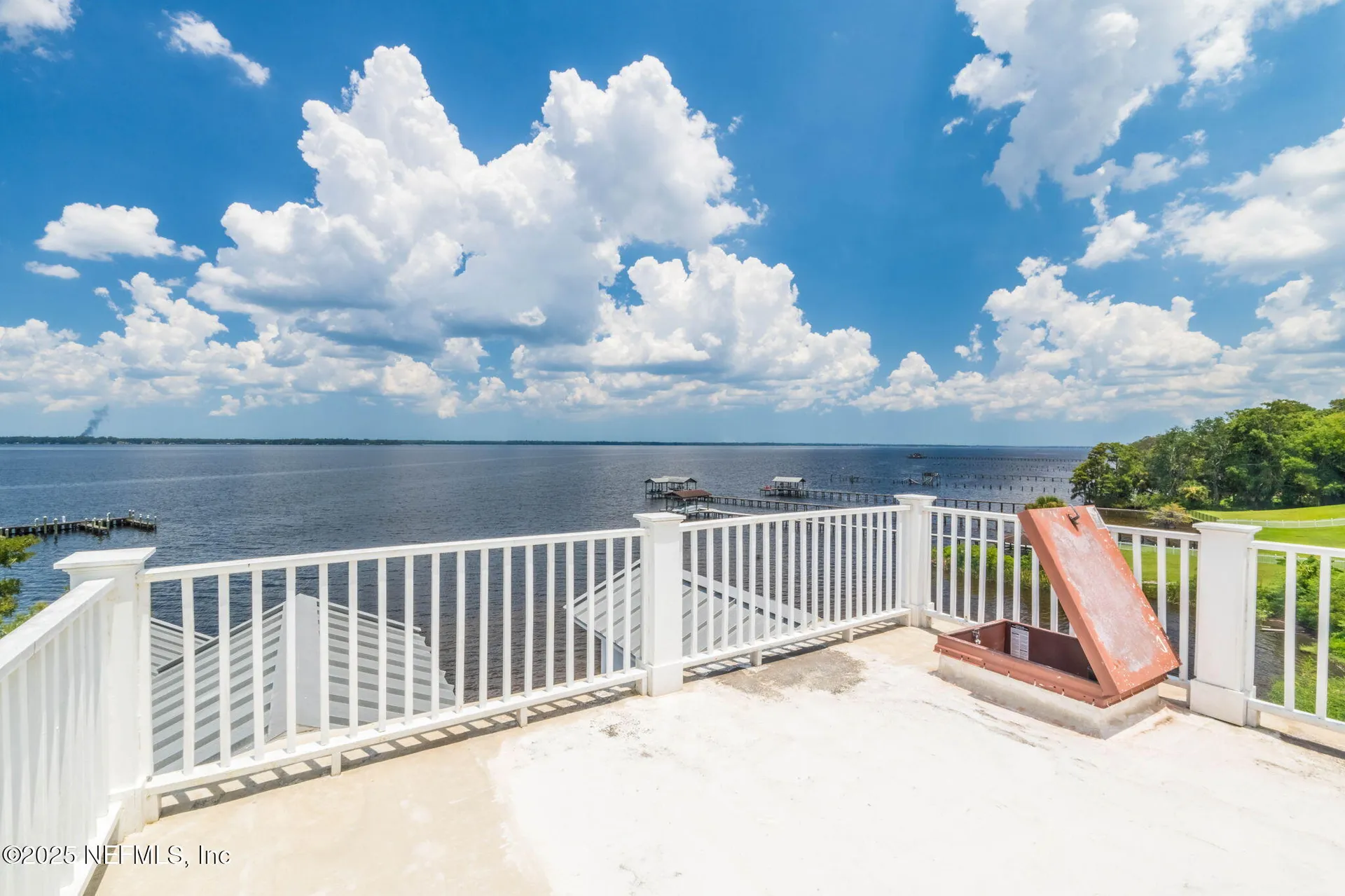102 Yacht Club Pointe Green Cove Springs FL 32043
