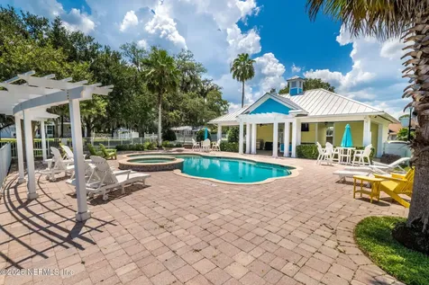102 Yacht Club Pointe Green Cove Springs FL 32043