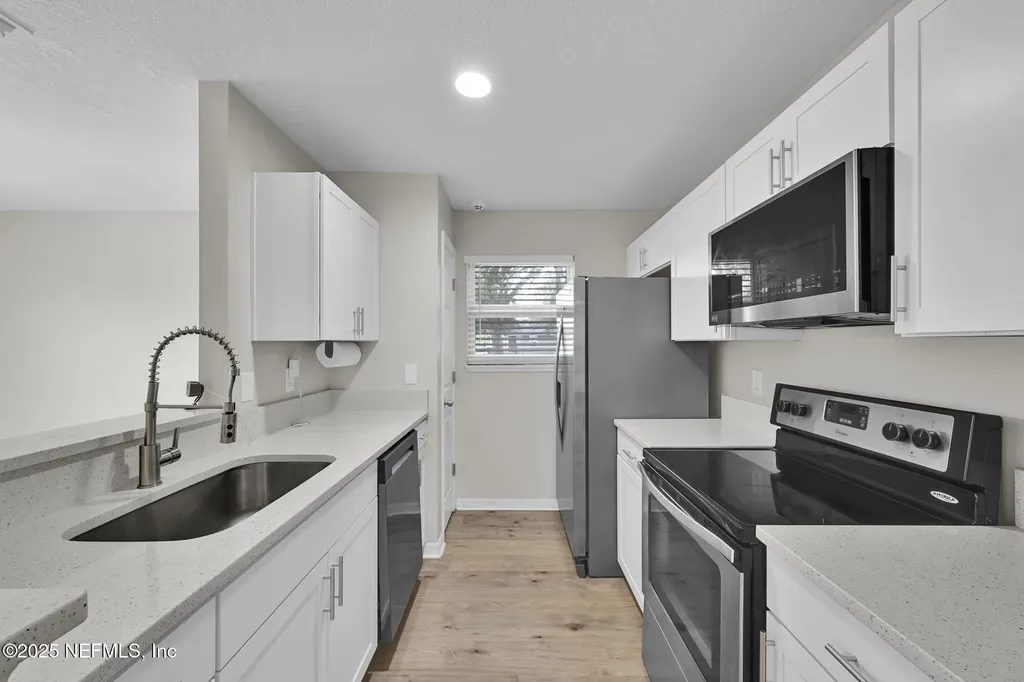 3702 Wood Creek Lane Jacksonville FL 32206