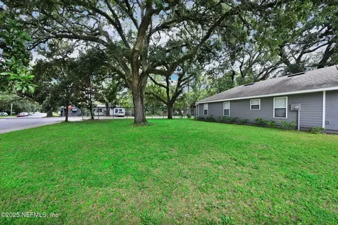 3702 Wood Creek Lane Jacksonville FL 32206