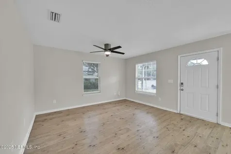 3702 Wood Creek Lane Jacksonville FL 32206