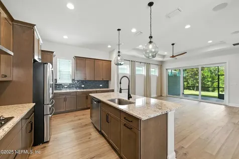 10180 Fulcrum Avenue Jacksonville FL 32256