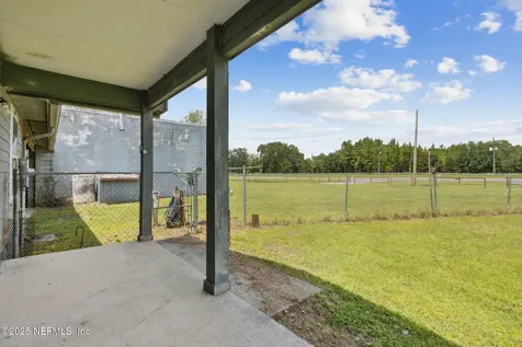 451632 State Road 200 Callahan FL 32011