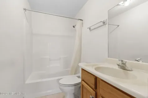 451632 State Road 200 Callahan FL 32011