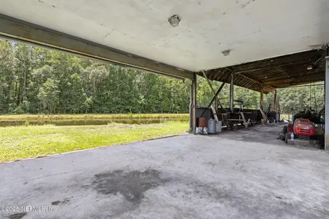 451632 State Road 200 Callahan FL 32011