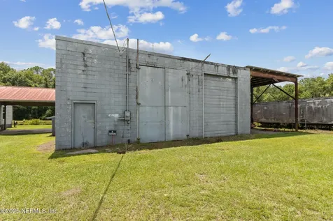451632 State Road 200 Callahan FL 32011