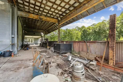 451632 State Road 200 Callahan FL 32011