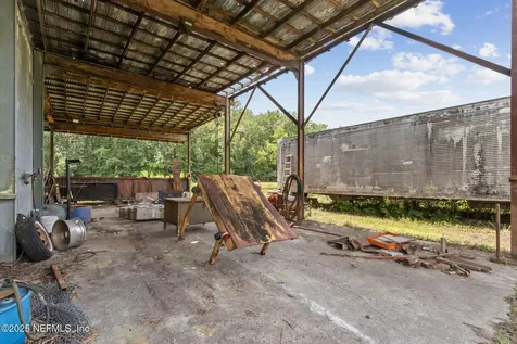 451632 State Road 200 Callahan FL 32011