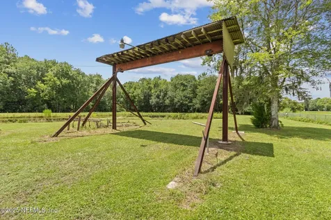 451632 State Road 200 Callahan FL 32011