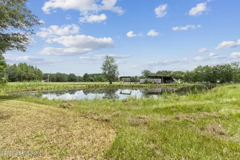451632 State Road 200 Callahan FL 32011