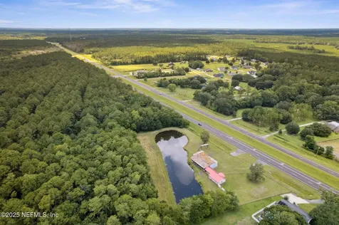 451632 State Road 200 Callahan FL 32011
